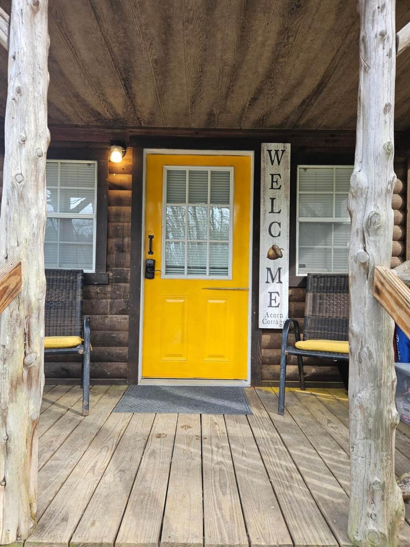 Acorn Cottage At Hocking Vacations Logan Exterior photo