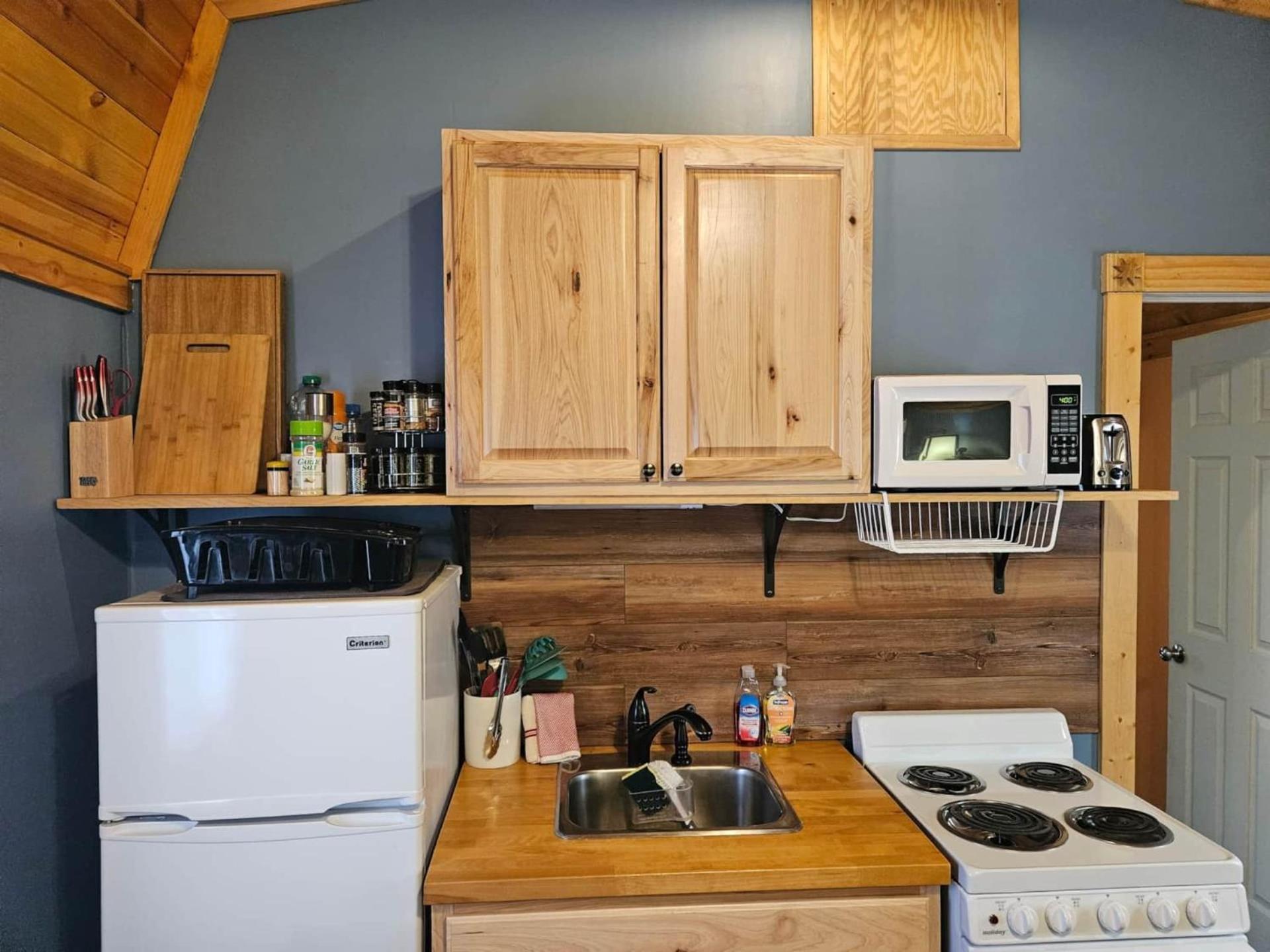 Acorn Cottage At Hocking Vacations Logan Exterior photo